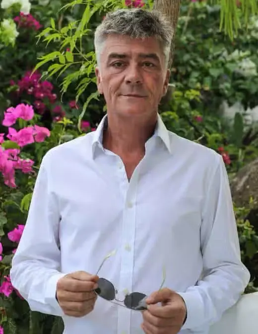 Portrait of Yann Carel, concierge at Aura.