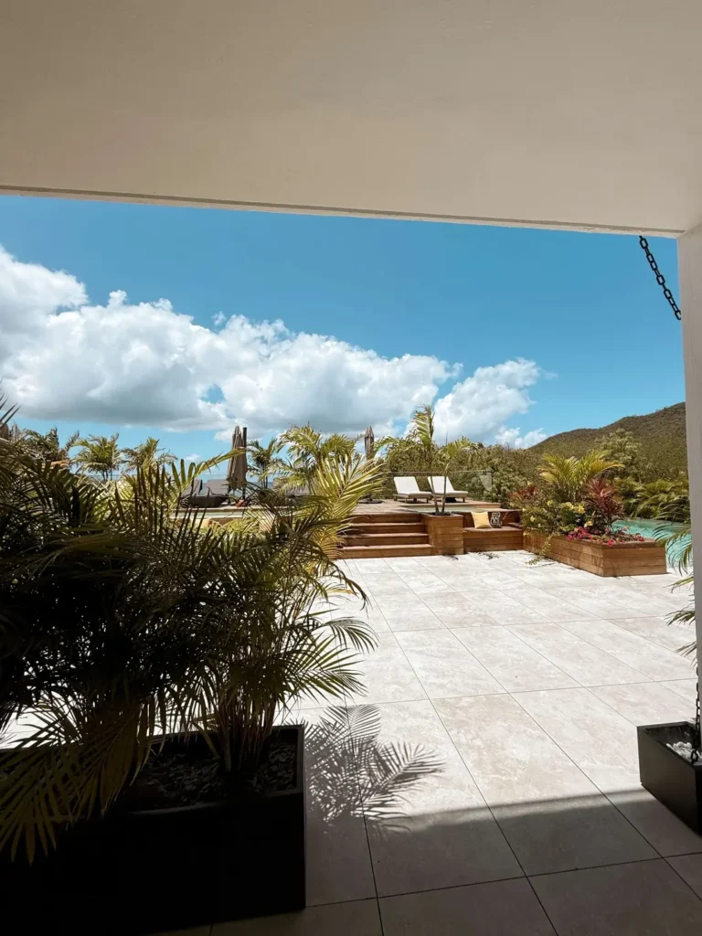 Villa 4, Studio with direct access to the pool, interior or terrace view.