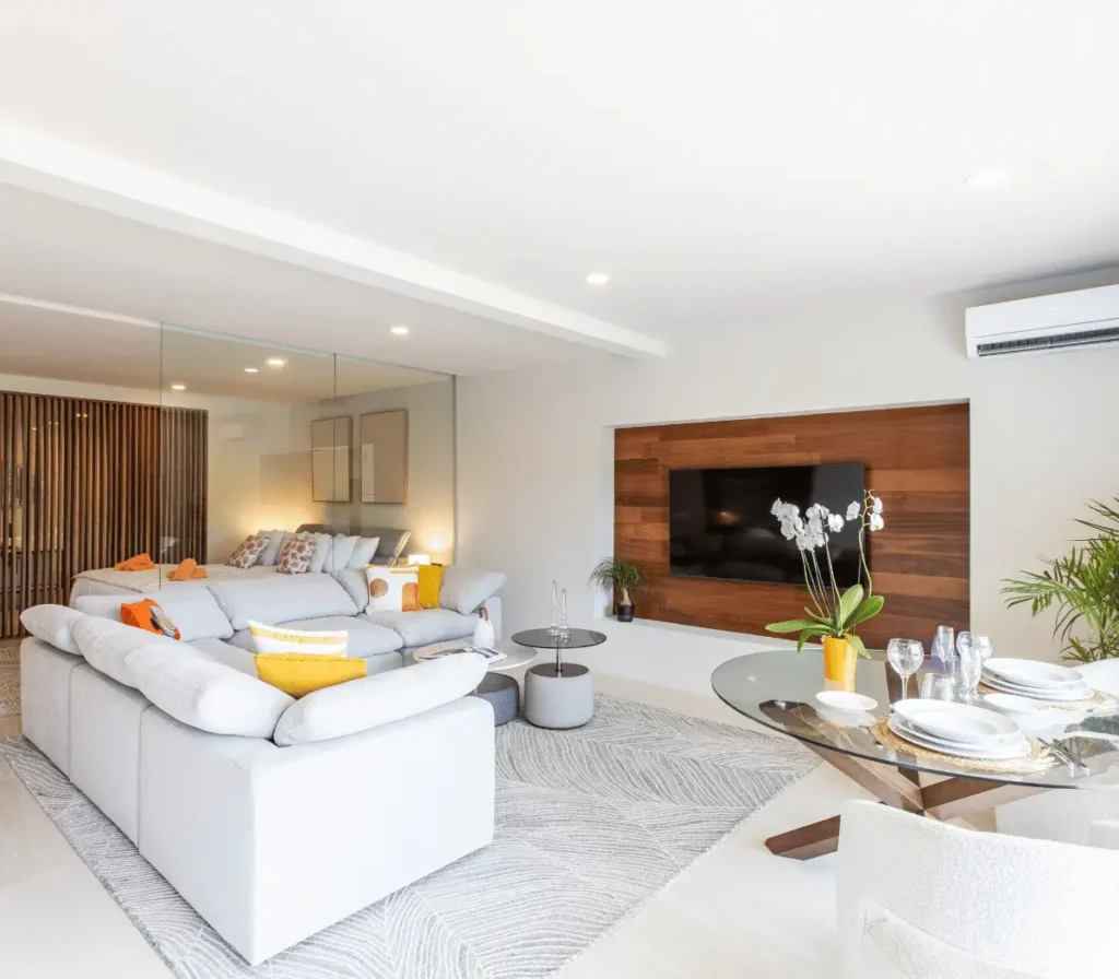 Villa 4, Studio with direct access to the pool, interior or terrace view.