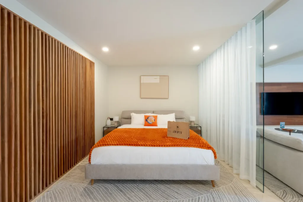 Villa 6, Studio with direct access to the pool, interior or terrace view.