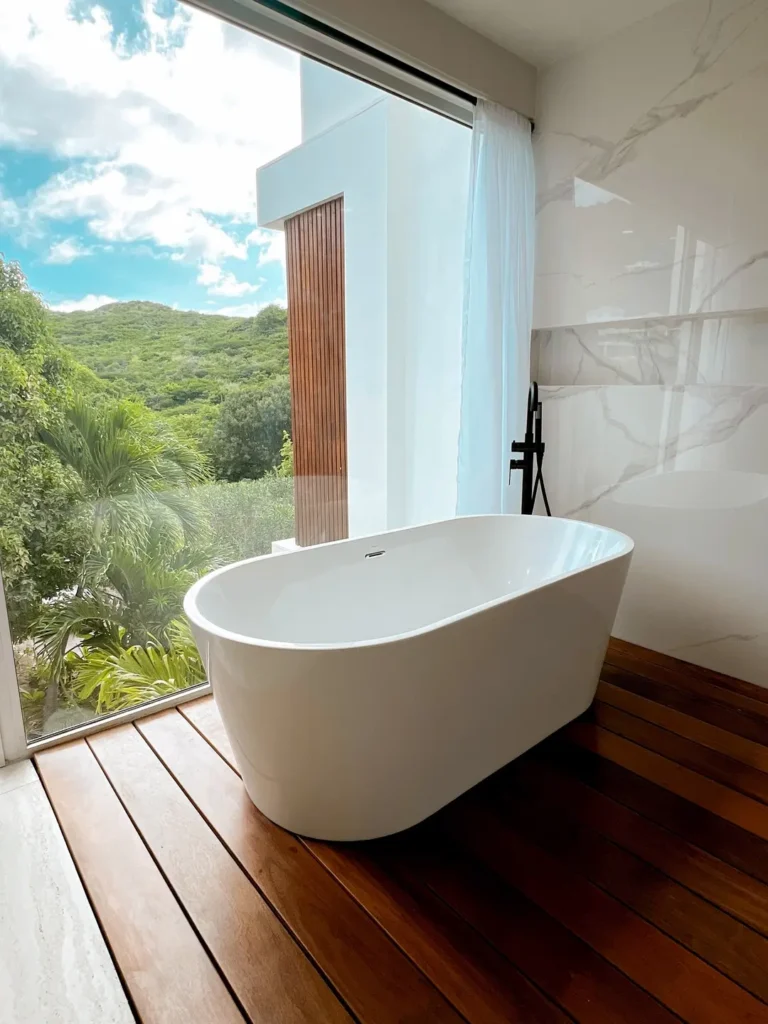 Villa 9, 2 rooms ocean view and jacuzzi, interior or terrace view.