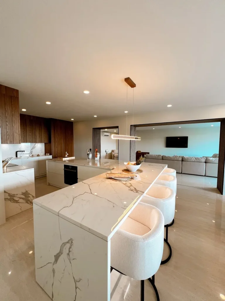 Villa 9, 2 rooms ocean view and jacuzzi, interior or terrace view.