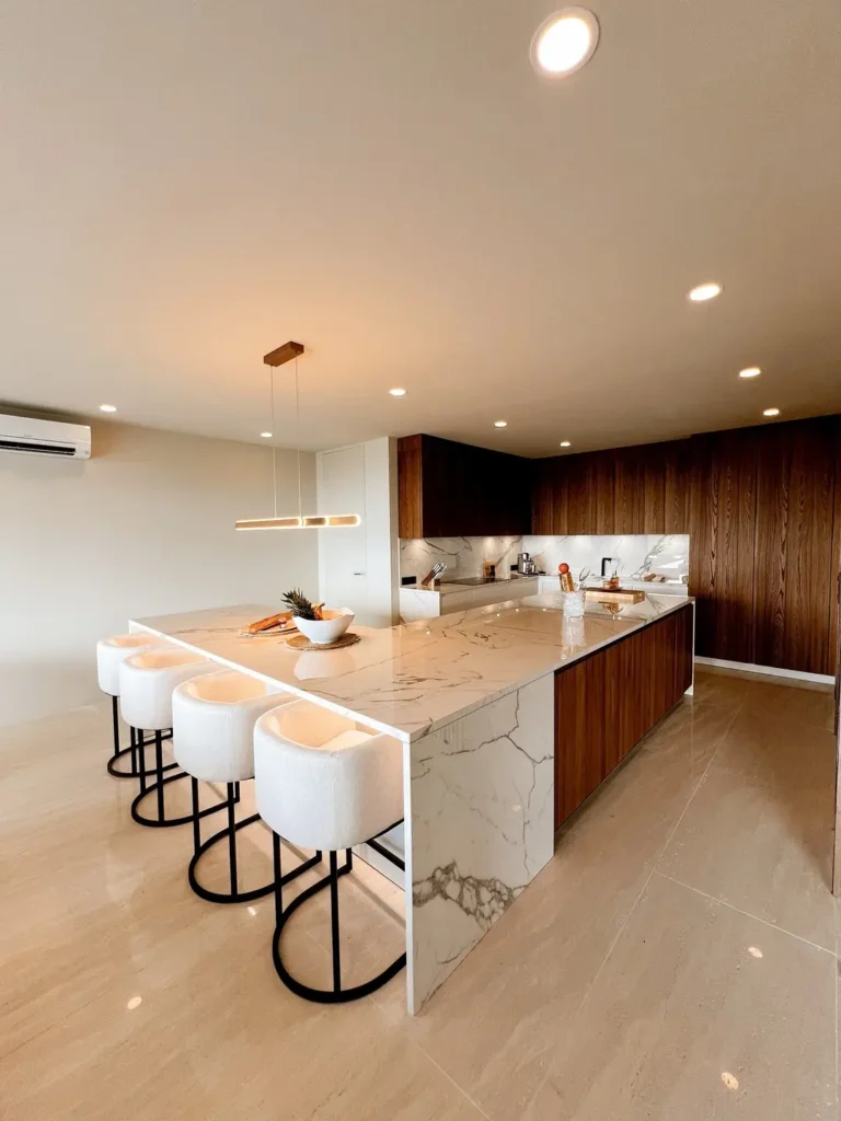 Villa 9, 2 rooms ocean view and jacuzzi, interior or terrace view.